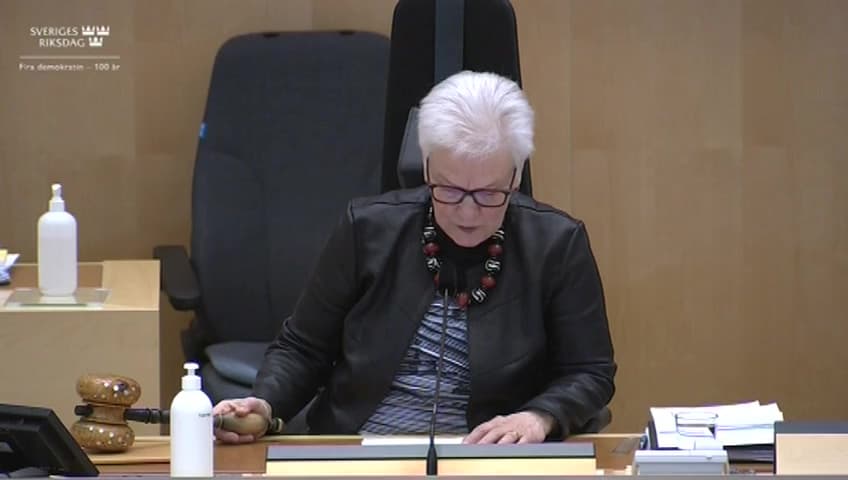 Stillbild från Beslut, Beslut