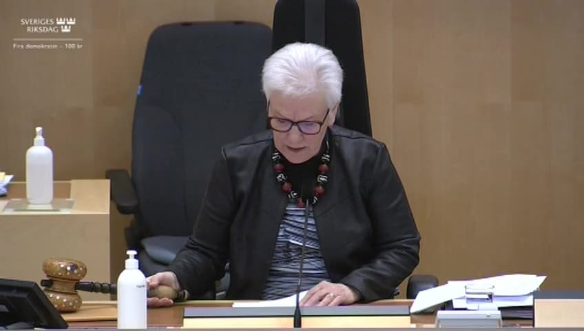 Stillbild från Beslut, Beslut