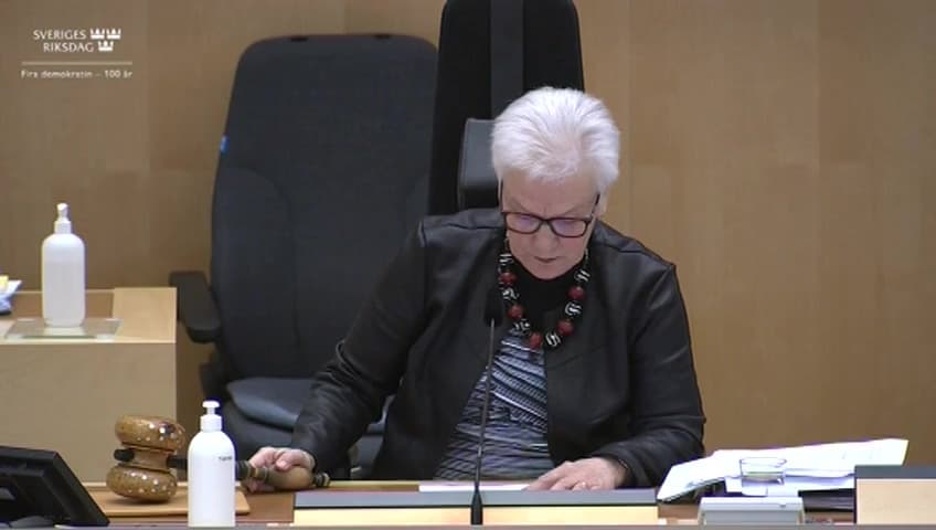 Stillbild från Beslut, Beslut