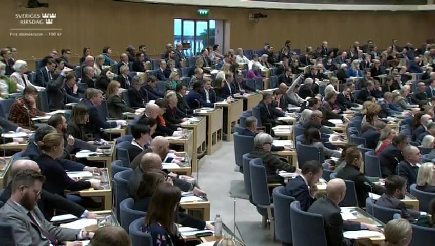 Stillbild från Beslut, Beslut