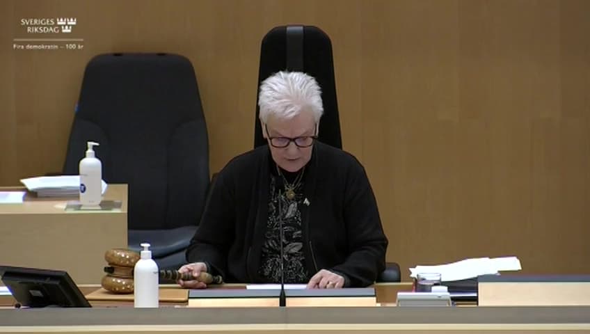 Stillbild från Beslut, Beslut