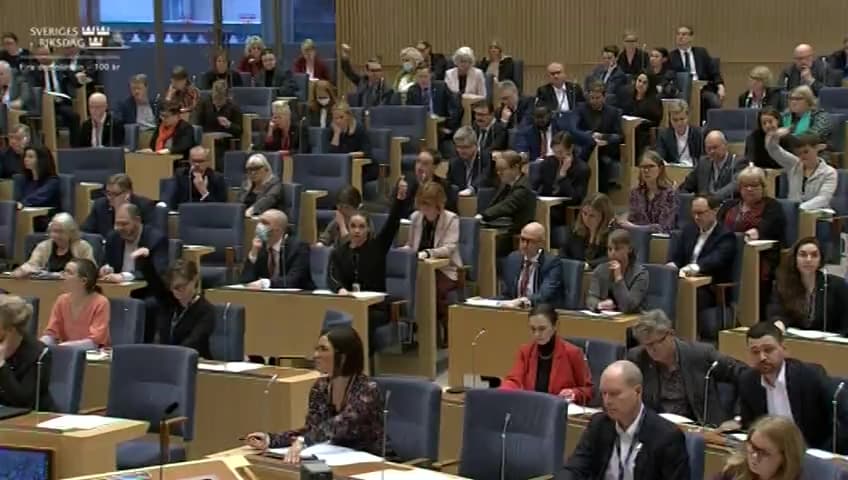 Stillbild från Beslut, Beslut