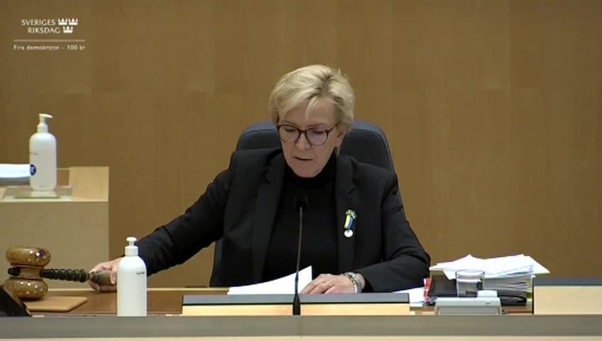 Stillbild från Beslut, Beslut