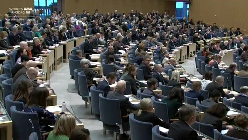 Stillbild från Beslut, Beslut