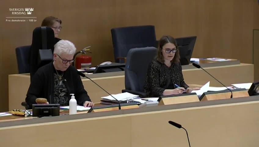 Stillbild från Beslut, Beslut