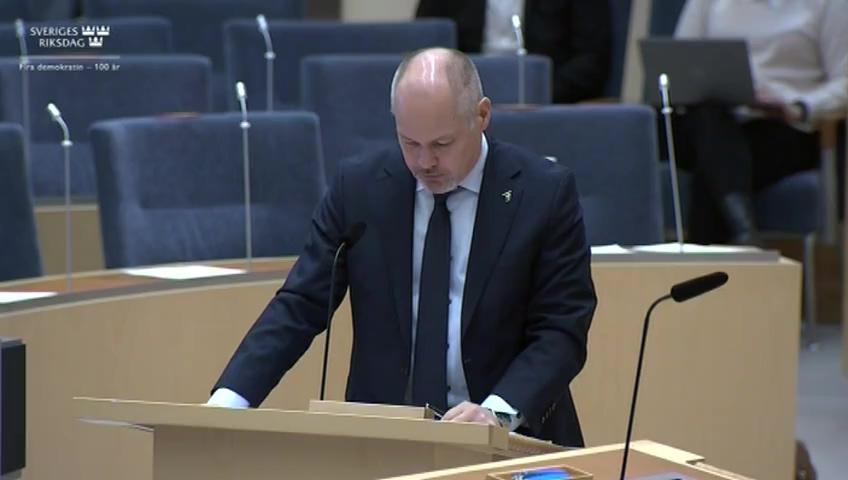 Stillbild från Interpellationsdebatt, Ungdomsrån