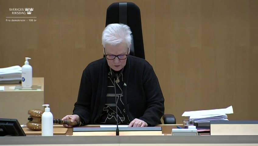 Stillbild från Beslut, Beslut