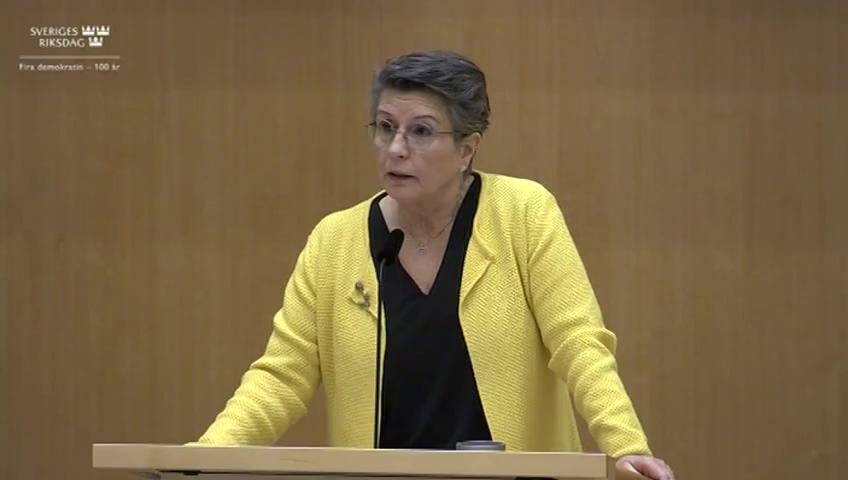 Stillbild från Debatt om förslag, Riksrevisionens rapport om effektiviteten i Polismyndighetens arbete med information till brottsutsatta