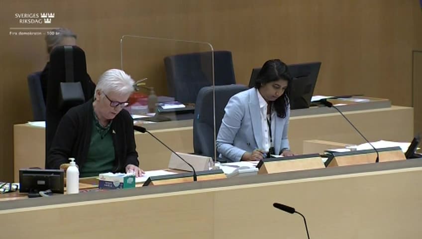 Stillbild från Beslut, Beslut