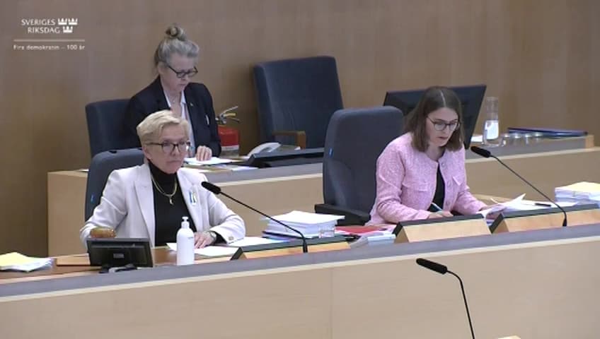 Stillbild från Beslut, Beslut