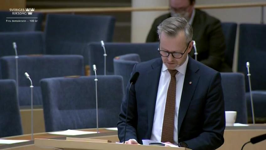 Stillbild från Interpellationsdebatt, Ekonomisk jämställdhet