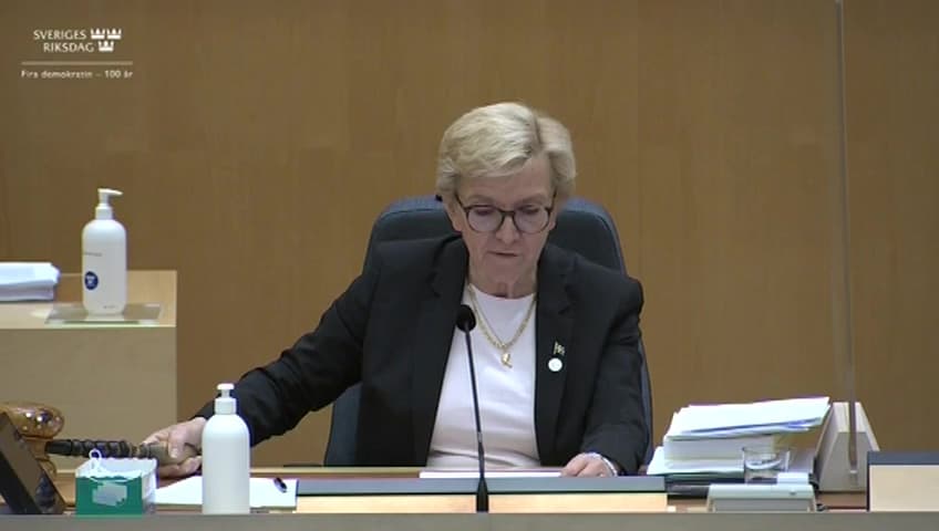 Stillbild från Beslut, Beslut