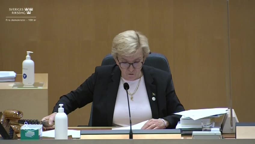 Stillbild från Beslut, Beslut