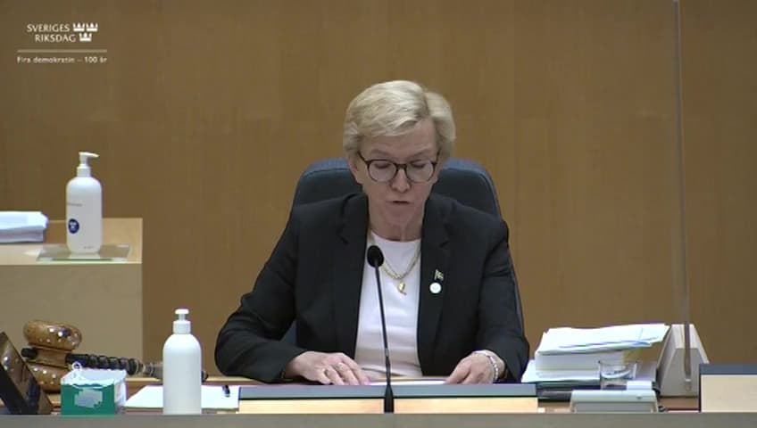 Stillbild från Beslut, Beslut