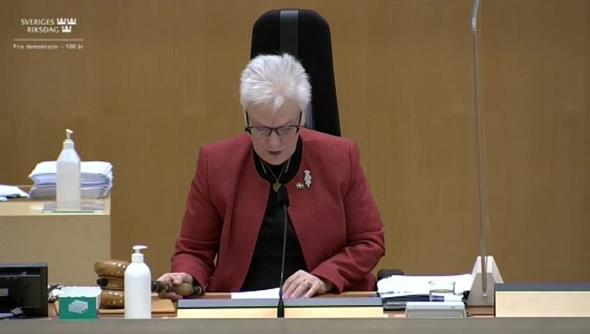 Stillbild från Beslut, Beslut