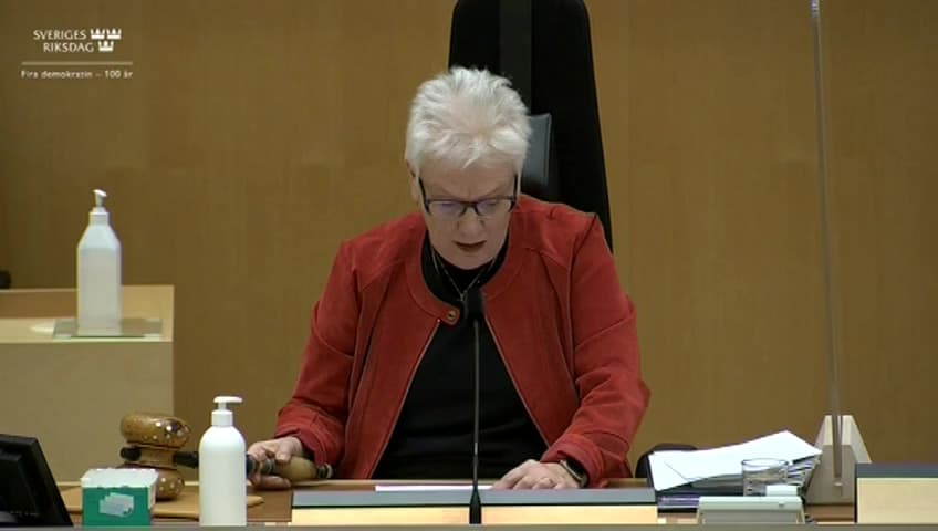 Stillbild från Beslut, Beslut