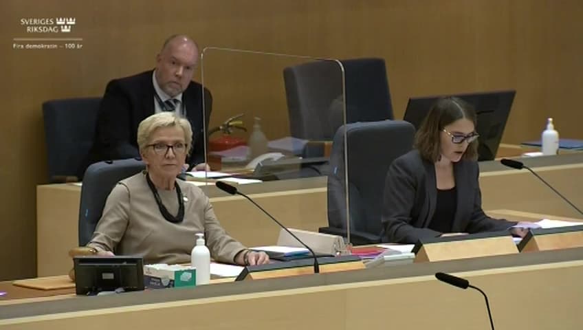 Stillbild från Beslut, Beslut