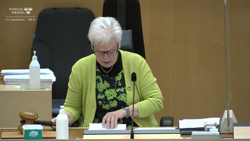 Stillbild från Beslut, Beslut