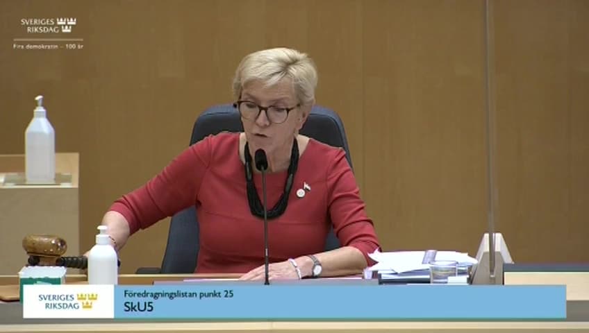 Stillbild från Beslut, Beslut