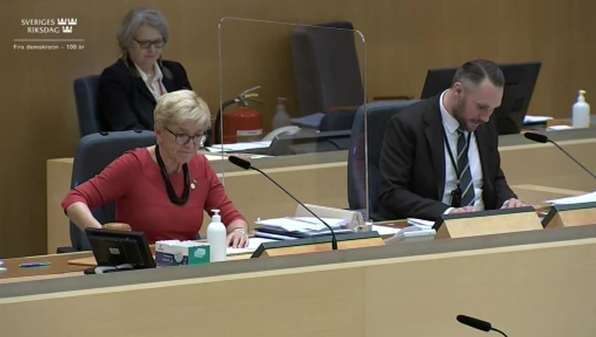 Stillbild från Beslut, Beslut