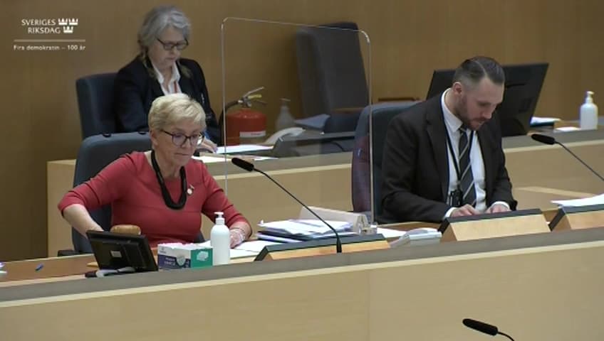 Stillbild från Beslut, Beslut