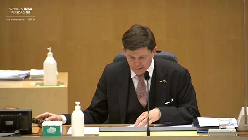 Stillbild från Beslut, Beslut
