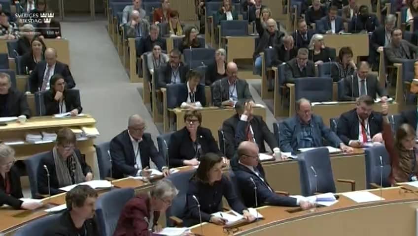 Stillbild från Beslut, Beslut