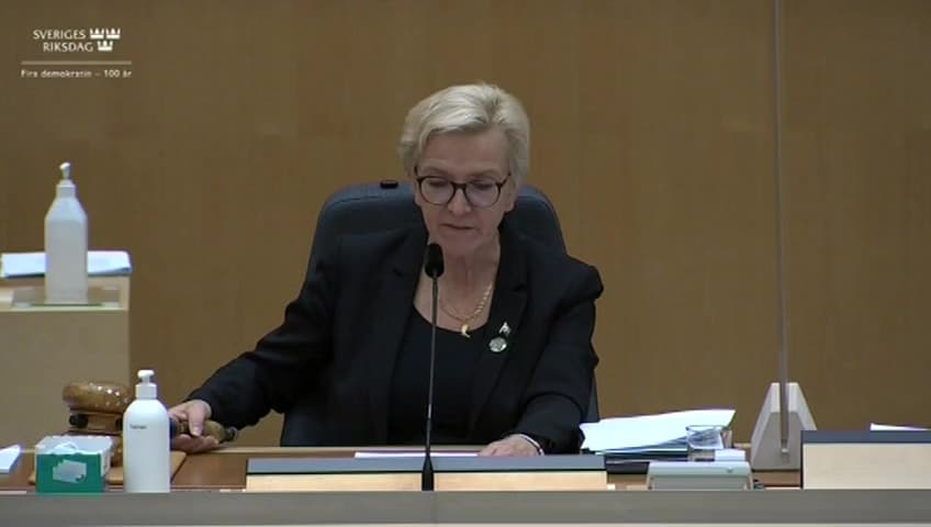 Stillbild från Beslut, Beslut