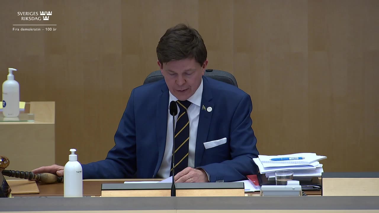 Stillbild från Beslut, Beslut
