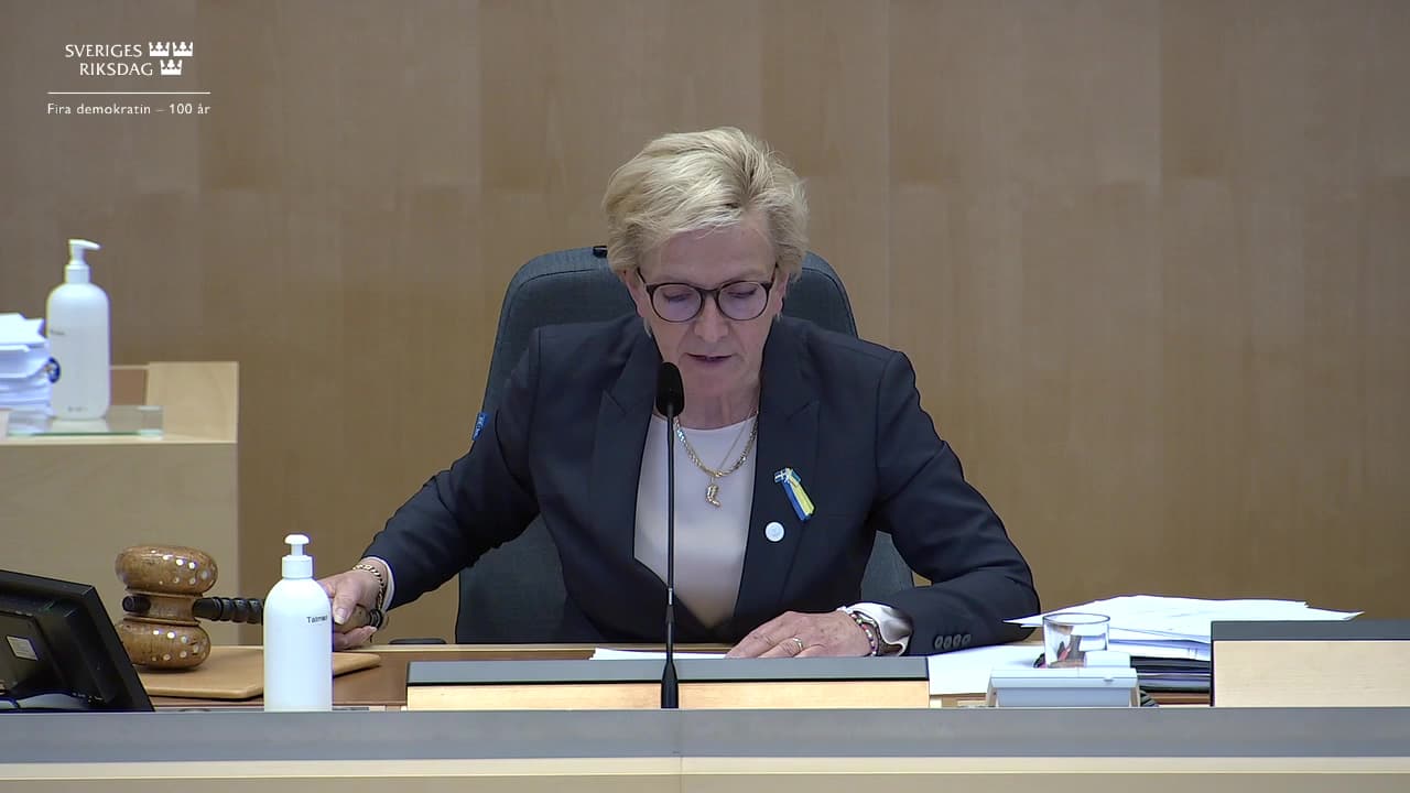 Stillbild från Beslut, Beslut