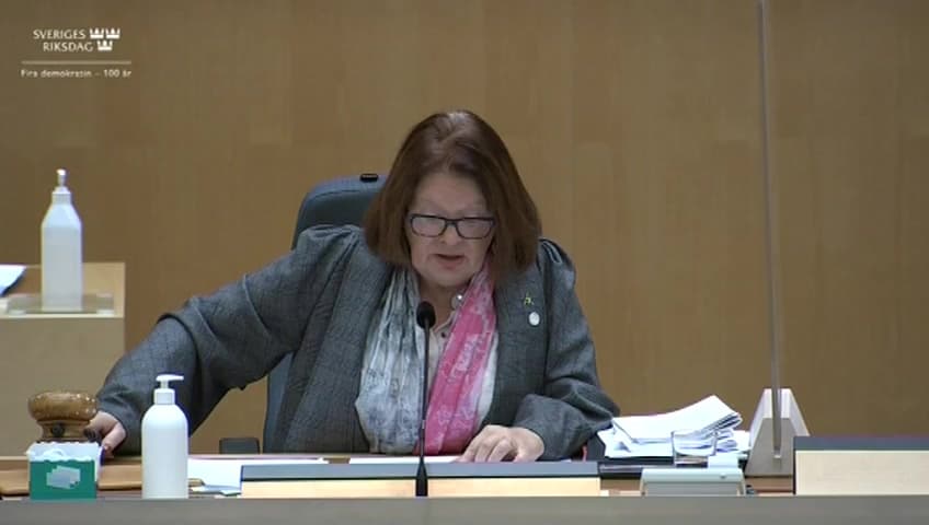 Stillbild från Beslut, Beslut
