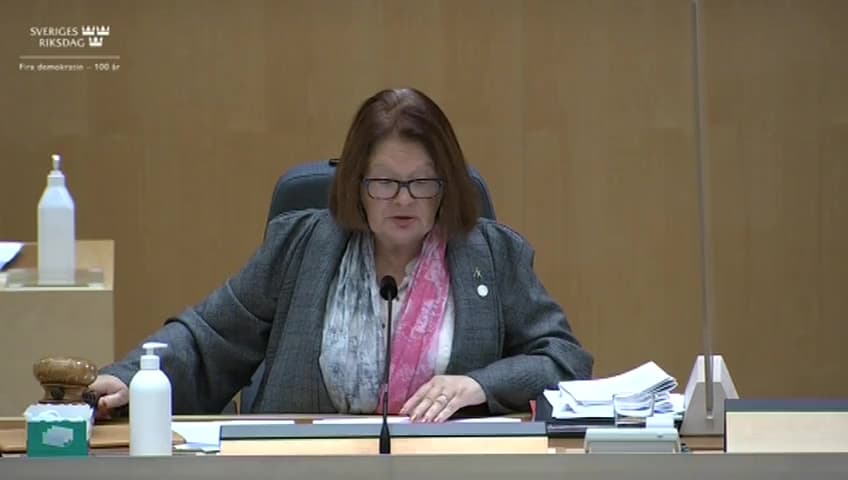 Stillbild från Beslut, Beslut