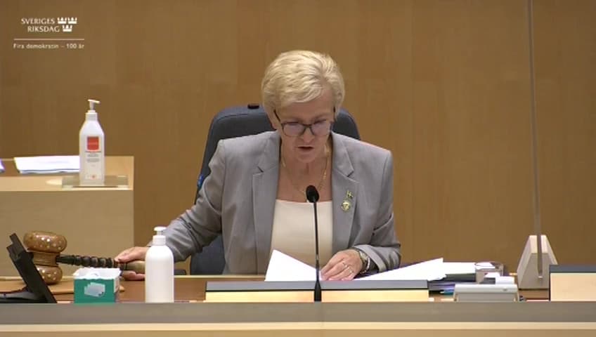 Stillbild från Beslut, Beslut