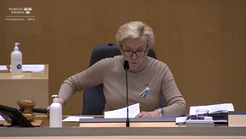 Stillbild från Beslut, Beslut