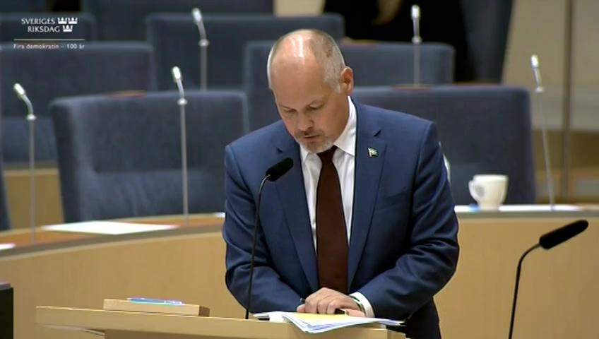 Stillbild från Interpellationsdebatt, Skadestånd till våldtäktsmän 