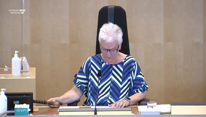 Stillbild från Beslut, Beslut