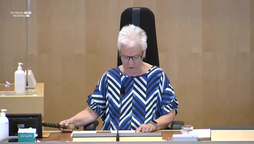 Stillbild från Beslut, Beslut