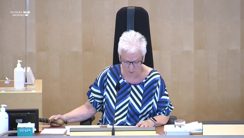 Stillbild från Beslut, Beslut