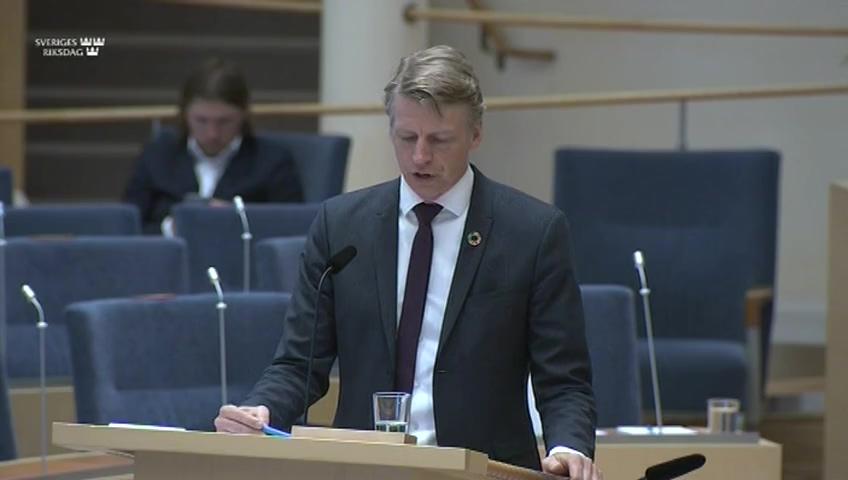 Stillbild från Interpellationsdebatt, Sveriges ansvar för giftigt avfall i Chile