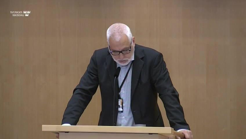 Stillbild från Debatt om förslag, Unga lagöverträdare