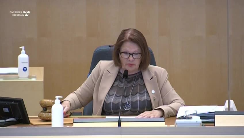 Stillbild från Beslut, Beslut