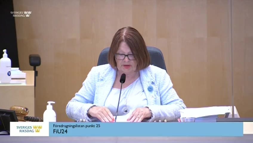 Stillbild från Beslut, Beslut