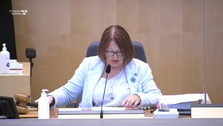 Stillbild från Beslut, Beslut