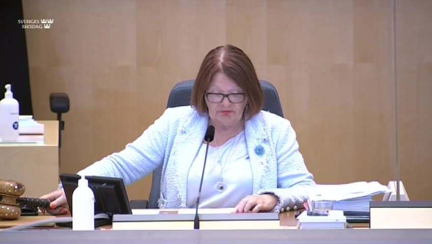 Stillbild från Beslut, Beslut