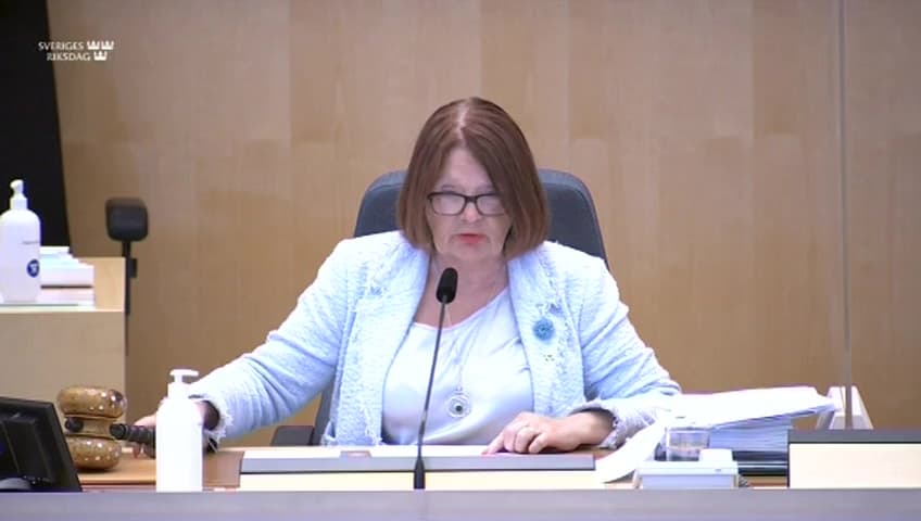 Stillbild från Beslut, Beslut