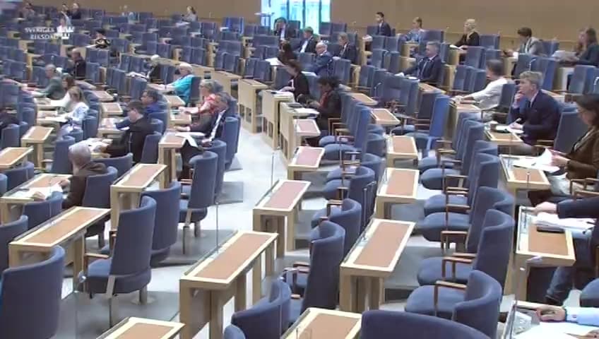 Stillbild från Beslut, Beslut