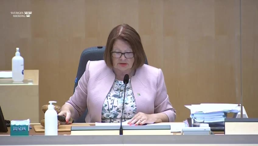 Stillbild från Beslut, Beslut