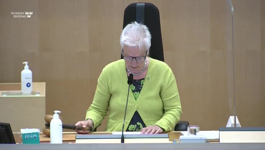 Stillbild från Beslut, Beslut