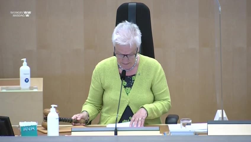 Stillbild från Beslut, Beslut