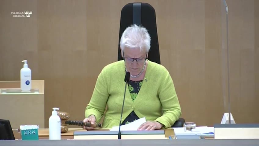 Stillbild från Beslut, Beslut